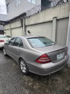 Mercedes Benz - c280