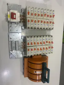 Heavy duty electrical distribution board and 225A 4p changeover switch