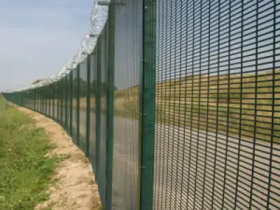 Wire Mesh Fencing With Pedestrian Gate