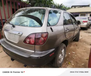 Neat Lexus RX300 With AC - Buy And Drive