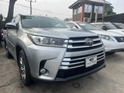 Foreign Used 2019 Toyota highlander