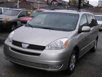 2006 DIRECT TOKUMBO TOYOTA SIENNA
