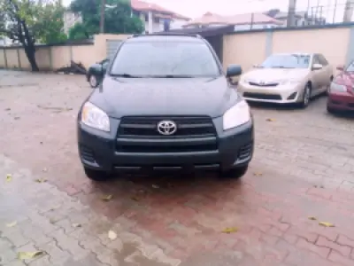 TOKS TOYOTA RAV4 LE 2011 MODEL