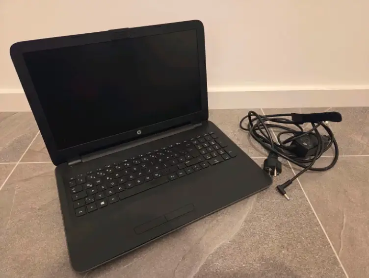 HP Laptop 250 G5 i5